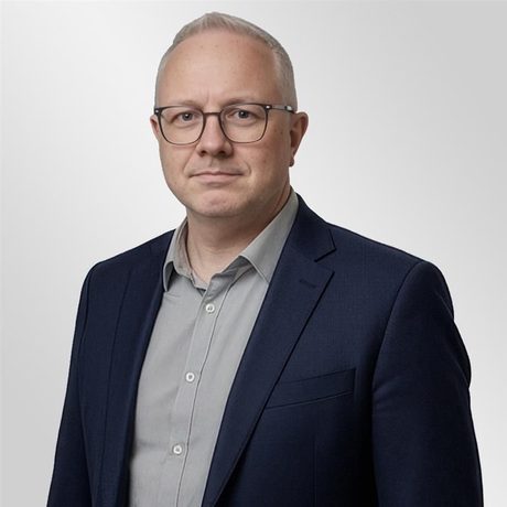 Dara Walsh headshot